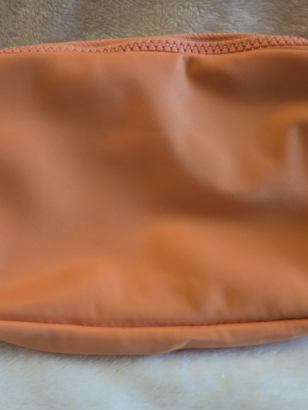 NWOT Lululemon Limited Edition 7.5×2.5 Orange Frappe Everywhere Belt Bag